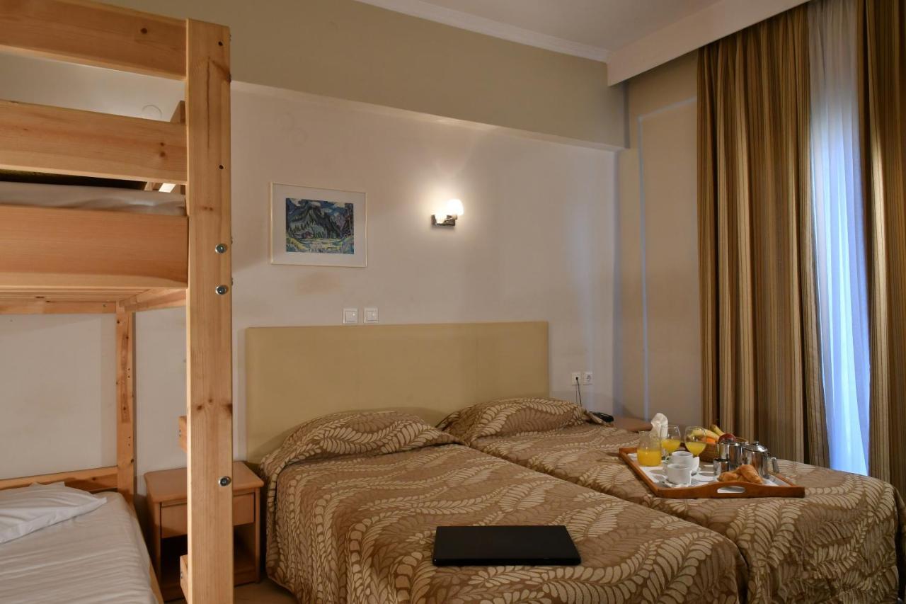 Four Seasons 3* Trílofon